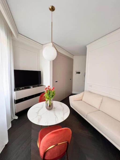 Elegante Appartamento In Zona Tortona-Solari ミラノ エクステリア 写真